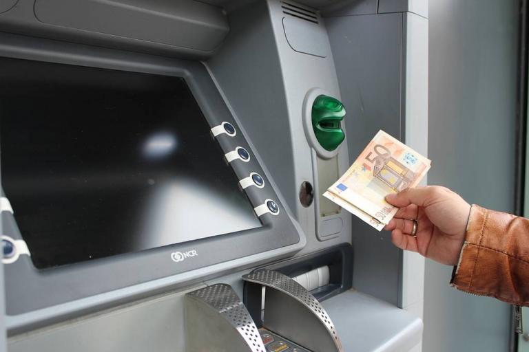 Παράκαμψη του capital control για Paypal